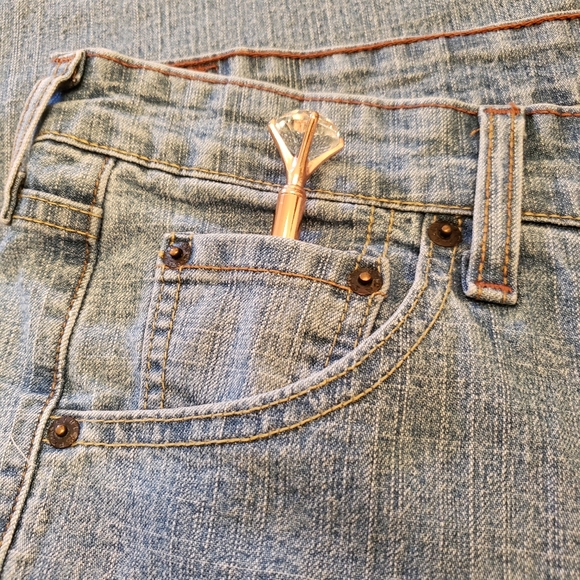 Levi Jean's | Size 18 - Picture 5 of 12